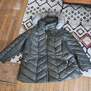 Michael Kors Olive Puffer Jacket with Faux Fur Hood Sz 3X